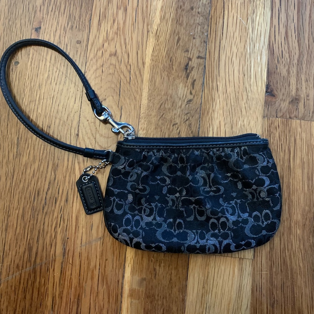 Classic Coach Wristlet*